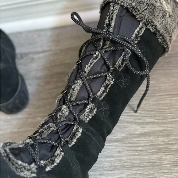 Khombu Black Fur-Lined Women's Snow Boots 11 - Picture 4 of 9